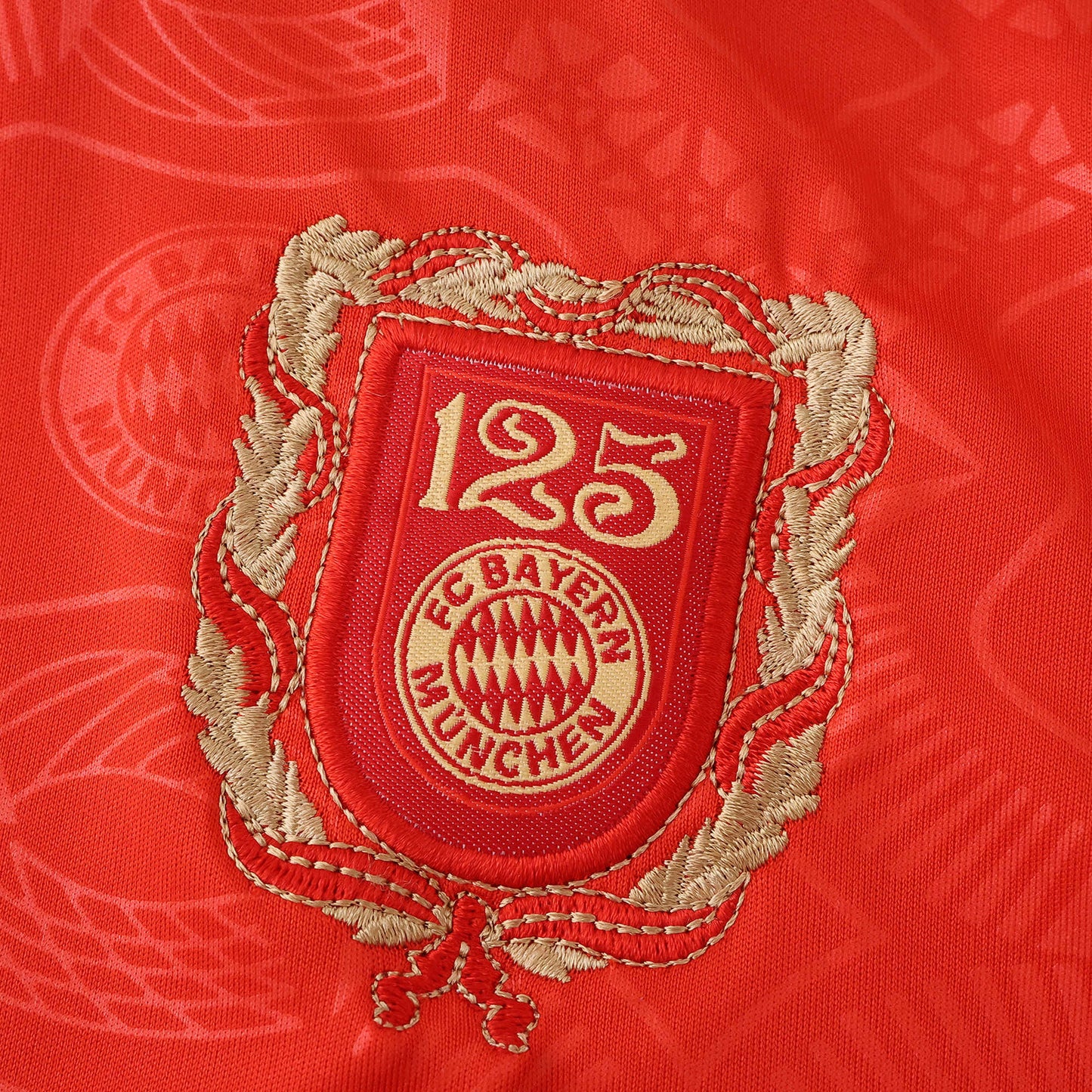 Kit Infantil Bayern de Munique 125 anos 2024/25